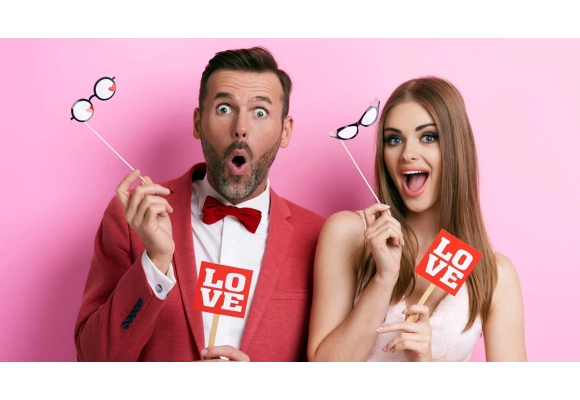 Valentinstagsgeschenke für Paare: Ideen für mehr Nähe zu zweit